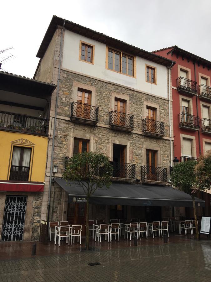 Pensionsanpelayo10 Onís Buitenkant foto
